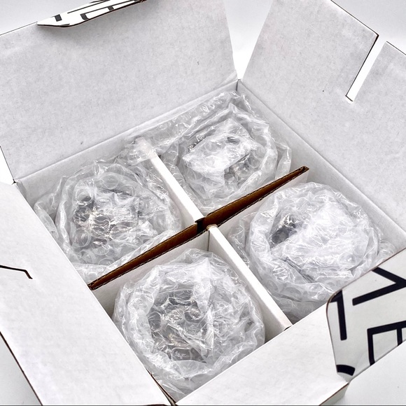 BACK IN STOCK! NIB Bomshbee Sloane Slanted Champagne Flutes (4) - Picture 9 of 13